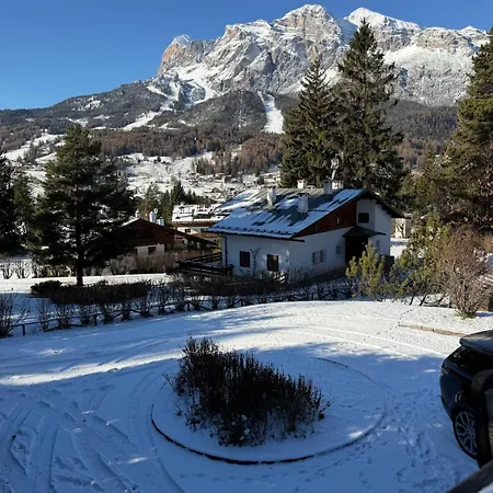 Casa Panoramica Con Terrazza Vista Tofane *